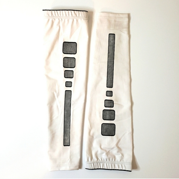 White Arm Sleeves Sports - Picture 1 of 10
